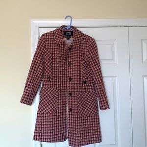 Levine Classics trench coat size 6 petite